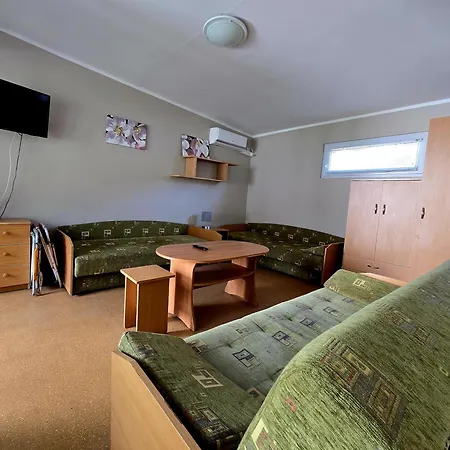Monti Caloroczne Tatil Evi *